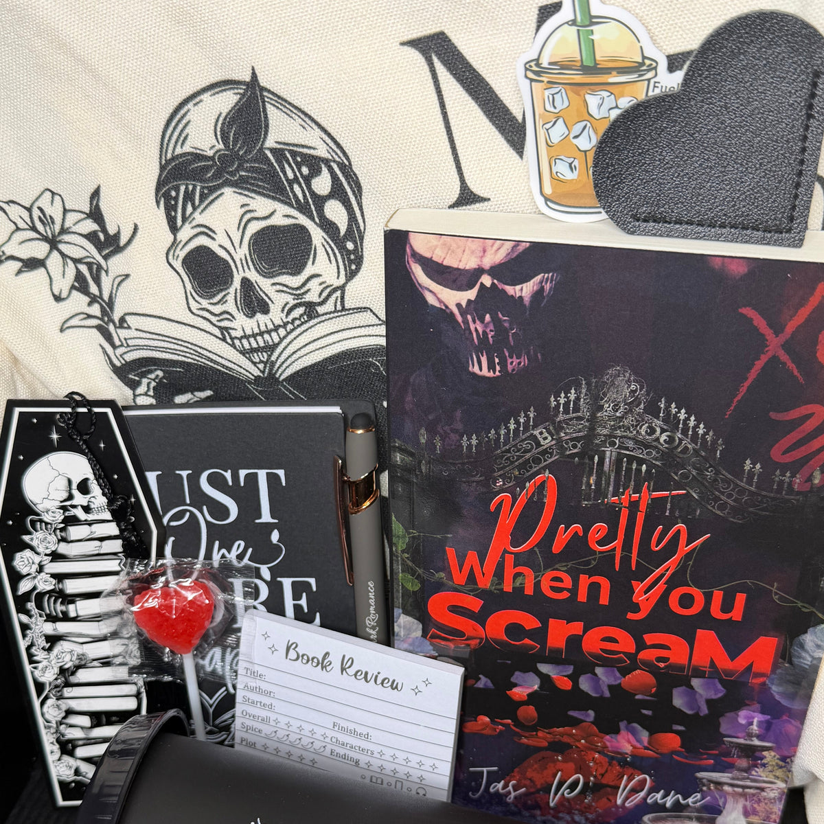 M+ 3-in-1: Dark Romance, Gothic Romance, Erotic Horror + optional toy