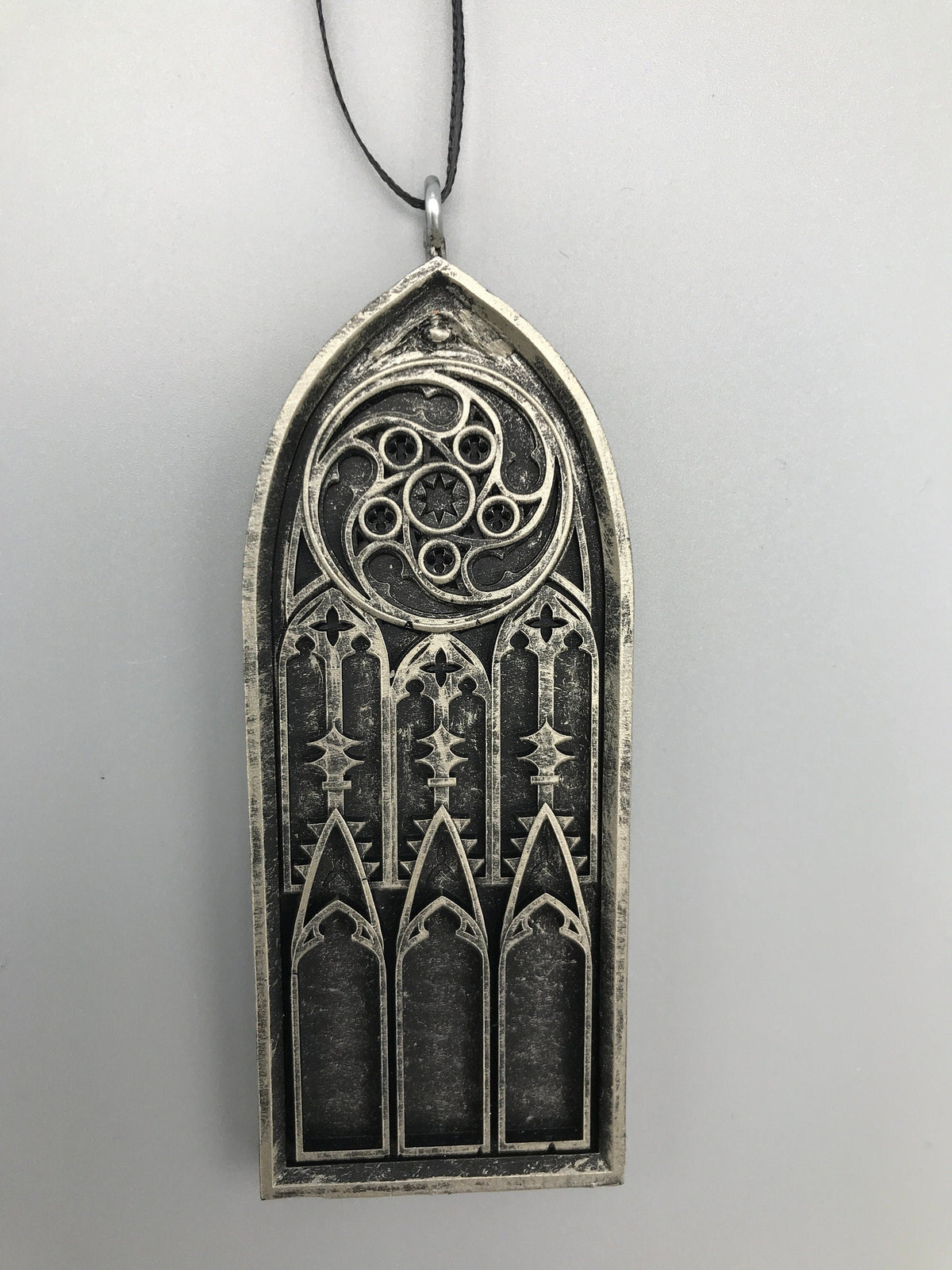 Gothic Cathedral Arch Ornament, Pewter Finish | Unique Gothic Home Decor | Resin Medieval Architecture, Gothic Ornament Holiday Decor